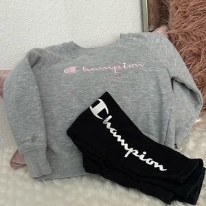 Champion Sweatshirt and Legging Set Girl’s Size 4 Grey, pink, and Black